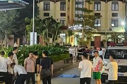 Rơi từ tầng 15 chung cư ở Hải Phòng xuống đất, bé trai 7 tuổi tử vong