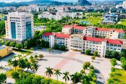 Điểm trúng tuyển sư phạm Hồng Đức cao gần gấp đôi các ngành kỹ thuật, kinh tế