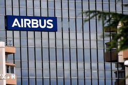 Airbus v&agrave; Boeing chạy đua tăng sản lượng m&aacute;y bay