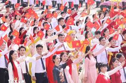 Thước đo quan trọng nhất của quốc gia là khả năng tạo ra con người sống đẹp, sống có ích