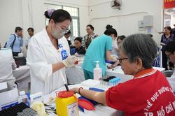 Điểm chuẩn nhóm ngành sức khỏe tại HIU cao nhất 22 điểm