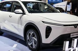 VinFast Limo Green lắp ráp tại Indonesia