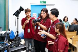 Điểm chuẩn ngành Báo chí năm 2026 giảm mạnh
