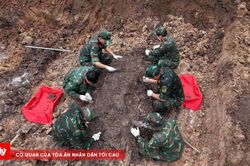 Quy tập thêm 11 bộ hài cốt liệt sĩ tại Công viên Lê Thị Riêng