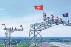 Lưới điện thông minh 'tiếp sức' mục tiêu tăng trưởng cao