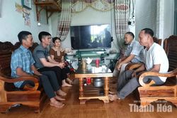 Làng chài Thủy Long ngày mới