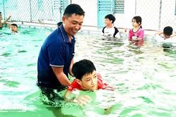 Trang bị kỹ năng phòng, chống đuối nước cho 150 học sinh xã Óc Eo