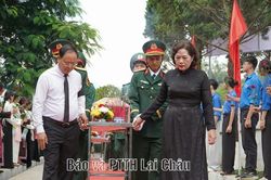 Phó Chủ tịch Quốc hội Nguyễn Thị Hồng dự Lễ truy điệu, an táng hài cốt 47 liệt sĩ tại Lai Châu