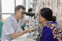 Hướng tới khám sức khỏe toàn dân