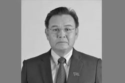Lâm Đồng treo cờ rủ, dừng các hoạt động vui chơi trong 2 ngày Quốc tang Chủ tịch Quốc hội Lào Saysomphone Phomvihane