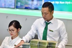 Lãi suất ngân hàng ngày 10/8/2026: VPBank điều chỉnh tăng kỳ hạn 6 đến 13 tháng lên 6,2%