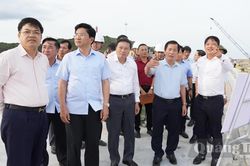 Lãnh đạo tỉnh kiểm tra tình hình thực hiện các dự án tại Khu kinh tế Hòn La