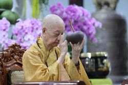Nhiều câu hỏi về chủ đề 'Tri ân và báo ân' trong khóa tu Ngày an lạc kỳ 3 ở Học viện Phật giáo VN tại TP.HCM