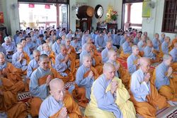 TP.HCM: Ni viện Vạn Hạnh trang nghiêm Lễ dâng pháp y mùa Vu lan Phật lịch 2570