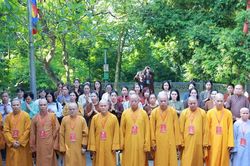 Phú Thọ: Ban Trị sự GHPGVN tỉnh dâng hương tưởng niệm các Vua Hùng trước thềm đại hội
