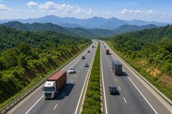 Bộ Xây dựng đề nghị xem xét, cân đối vốn đầu tư hơn 12km cao tốc Hòa Bình - Mộc Châu