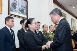 Lãnh đạo Đảng, Nhà nước viếng, ghi sổ tang tưởng niệm Chủ tịch Quốc hội Lào Saysomphone Phomvihane