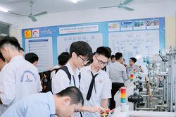Điểm chuẩn Đại học C&ocirc;ng nghiệp H&agrave; Nội năm 2026, ng&agrave;nh cao nhất 27,39 điểm