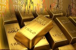 Giá vàng thế giới bật tăng mạnh trên 4.300 USD/oz, thoát khỏi vùng tích lũy kéo dài