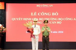 Công bố tân Cục trưởng Cục Quản lý xuất nhập cảnh