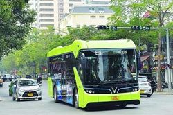 Hà Nội dẫn đầu cả nước về chuyển đổi xe buýt xanh