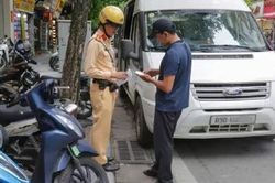 Tước giấy phép kinh doanh nếu đón trả khách sai quy định
