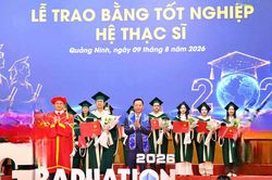 Trường Đại học Hạ Long trao bằng tốt nghiệp năm 2026 và vinh danh thủ khoa các ngành