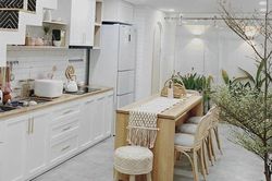 Nhà xuất hiện 4 dấu hiệu này, đừng vội đổ cho phong thủy: Có thể không gian sống đang xuống cấp