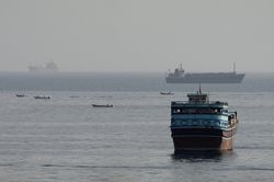 Tin nóng thế giới hôm nay 10/8: Iran tuyên bố không mở eo biển Hormuz