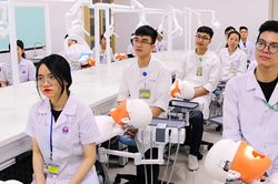 Loạt trường y dược công bố điểm chuẩn đại học năm 2026