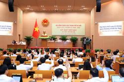 Hà Nội chính thức miễn nhiệm chức vụ ủy viên UBND TP Hà Nội đối với 11 lãnh đạo đứng đầu sở, ngành