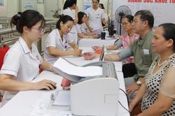 Hà Nội trao quyền cho Sở Y tế giải quyết 2 thủ tục quan trọng về khám, chữa bệnh
