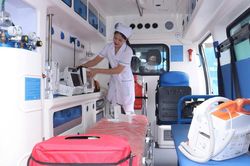 X&acirc;y dựng hệ thống cấp cứu ngoại viện thống nhất tr&ecirc;n to&agrave;n quốc, xuất xe kh&ocirc;ng qu&aacute; 5 ph&uacute;t