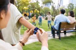 Làm sao để luôn biết con an toàn khi không ở bên?