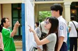 'Không được đề nghị thí sinh xác nhận nhập học trước 13/8'