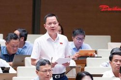 Phân quyền triệt để đi đôi với kiểm soát quyền lực