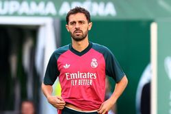 Bernardo Silva trở thành bộ não bất đắc dĩ của Real Madrid
