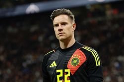 Ter Stegen thách thức vị trí của tuyển thủ Indonesia