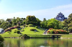 Thăm Korakuen - một trong ba khu vườn đẹp nhất Nhật Bản