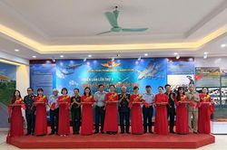 Triển lãm 'Một số trận đánh độc đáo của bộ đội Phòng không – Không quân'