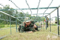 Xạ thủ chuẩn bị đua tài