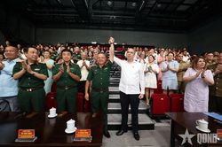 C&ocirc;ng chiếu tập 6 phim t&agrave;i liệu 'Hai tr&aacute;i tim chung nhịp đập' về tầm nh&igrave;n c&aacute;ch mạng của Chủ tịch Hồ Ch&iacute; Minh v&agrave; L&atilde;nh tụ Fidel Castro