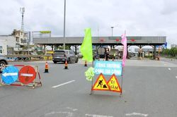 Phân luồng giao thông tạm thời để tháo dỡ trạm thu phí cầu Đồng Nai