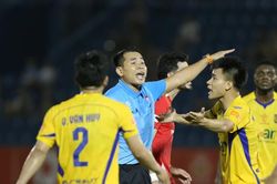 Chửi bới, lăng mạ trong thể thao bị phạt tới 20 triệu đồng