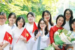 Bộ GD-ĐT bác tin đồn Lịch sử không còn là môn học bắt buộc ở cấp THPT