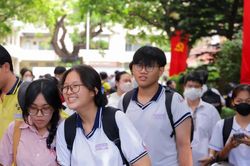 Học bổng tạo lực đẩy, điểm chuẩn khoa học cơ bản, công nghệ - kỹ thuật bứt lên