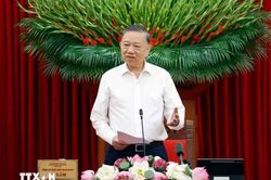 Xây dựng Điều lệ Đảng khoa học, chặt chẽ, dễ hiểu, dễ thực hiện