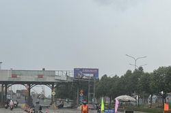 Tháo dỡ trạm thu phí cầu Đồng Nai