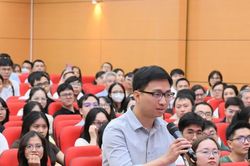 Điểm chuẩn Y khoa Trường Đại học Y Hà Nội giữ vị trí 'quán quân' nhóm y dược