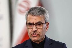 Iran tố Mỹ 'nghiện' trừng phạt, tiếp tục yêu cầu Ukraine bồi thường